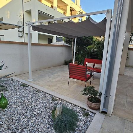 Apartments Mia 2 ロヴィニ エクステリア 写真